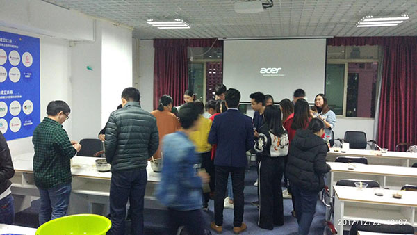 包餃子活動現場 包餃子活動現場